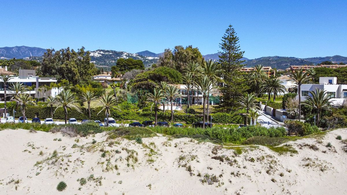 Villa for sale in Los Monteros, Marbella East