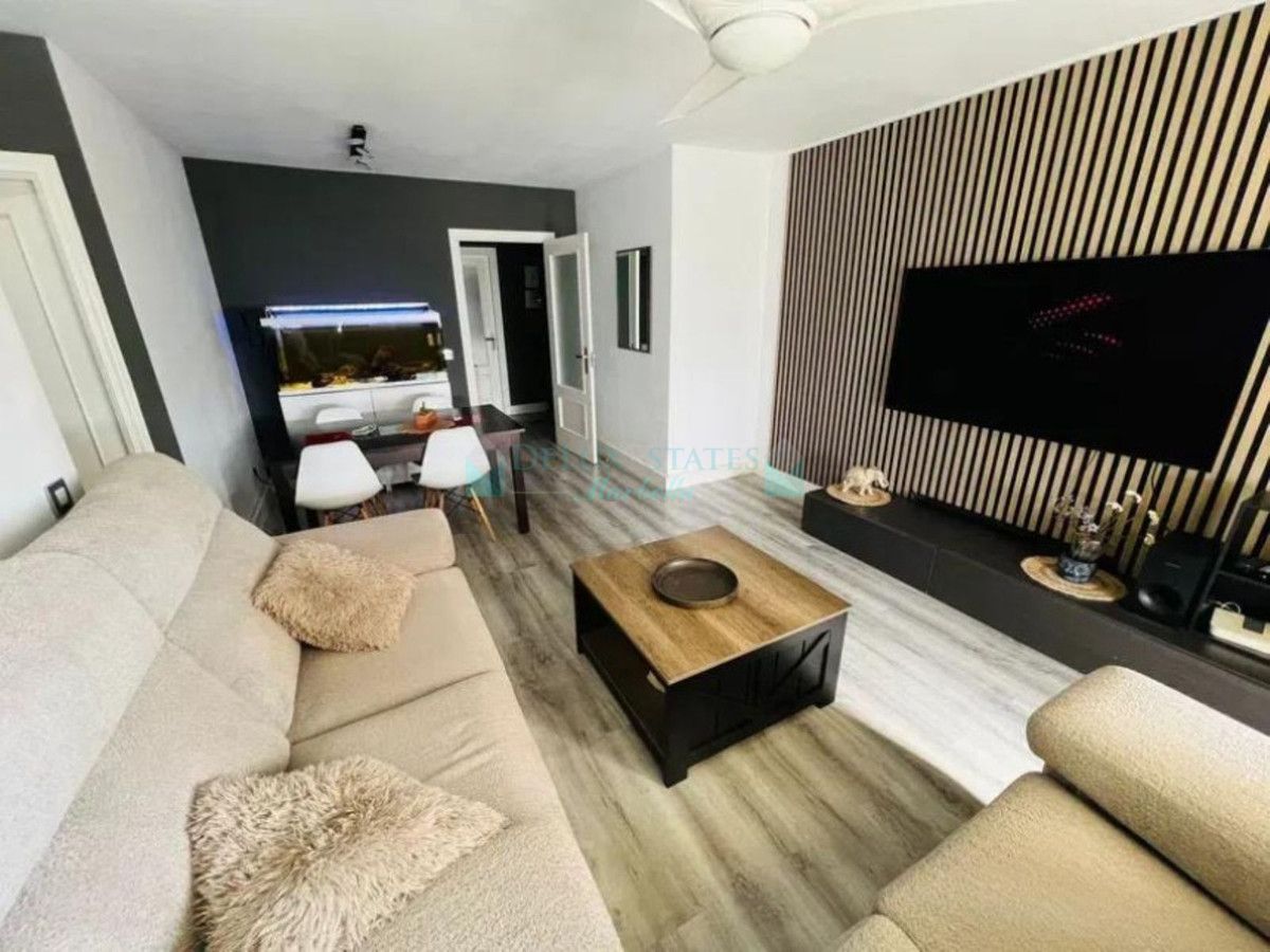 Apartment for sale in Estepona