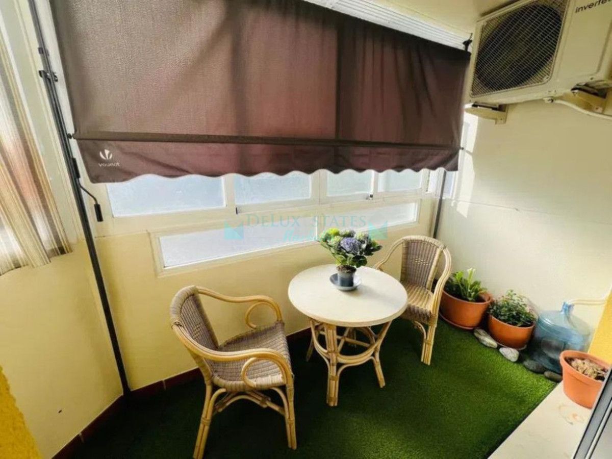 Apartment for sale in Estepona