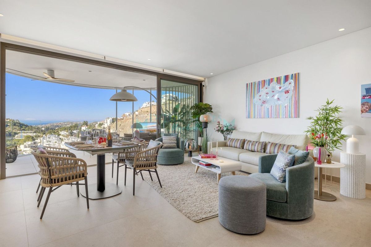 Apartment for rent in Benahavis