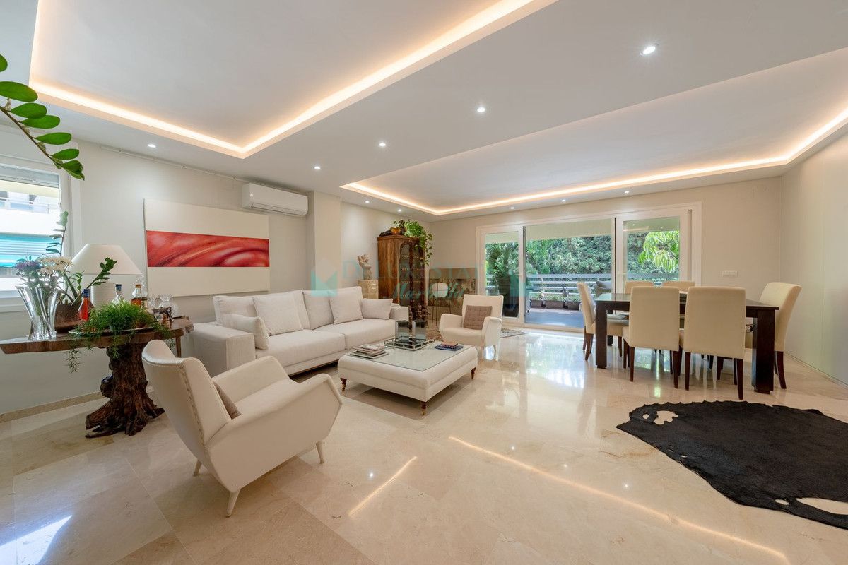 Apartamento en venta en Marbella