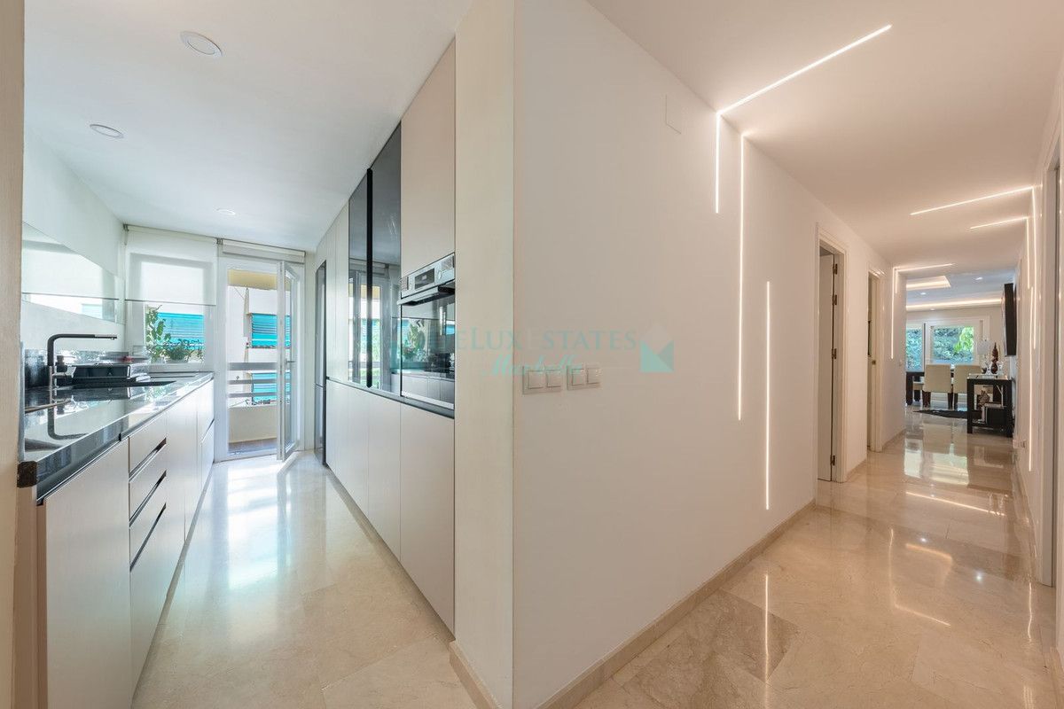Apartamento en venta en Marbella
