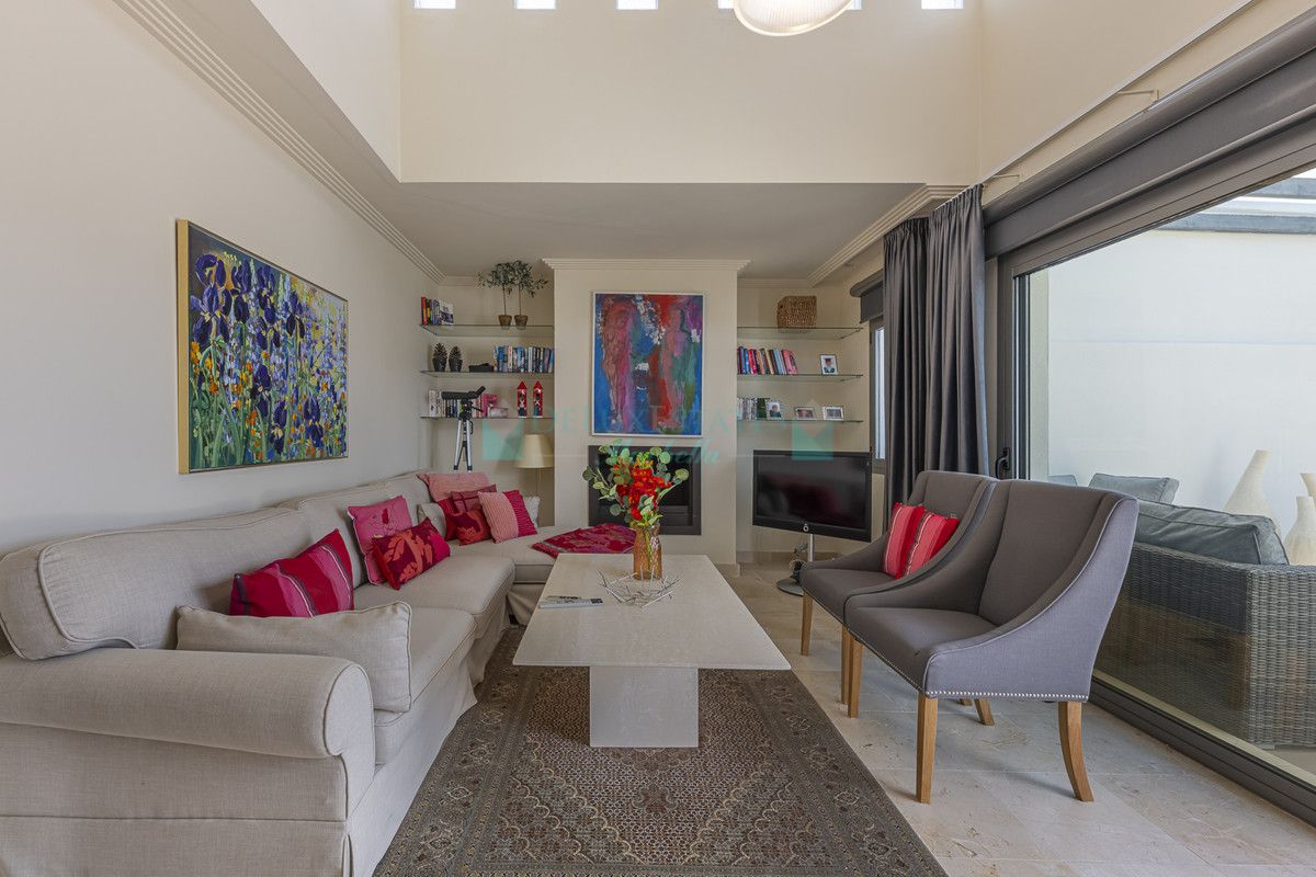 Ático en venta en Benahavis