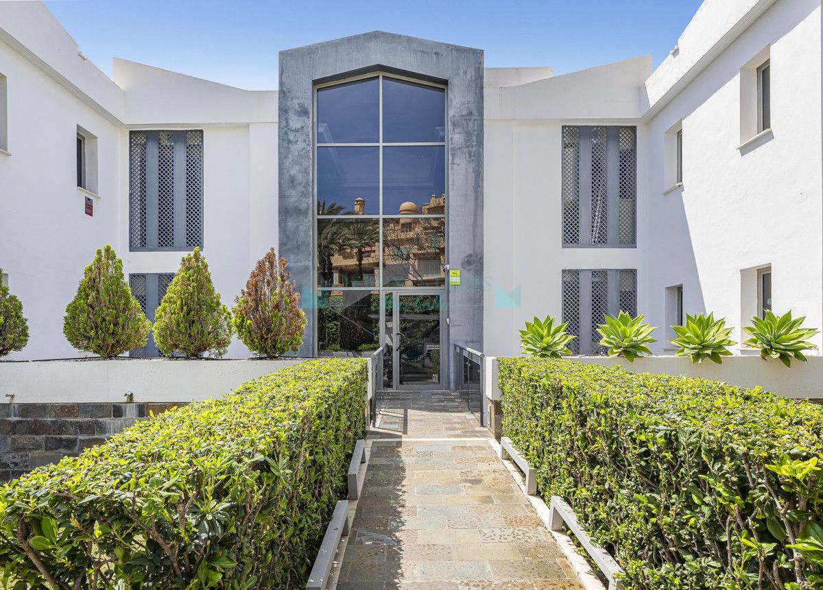 Ático en venta en Benahavis