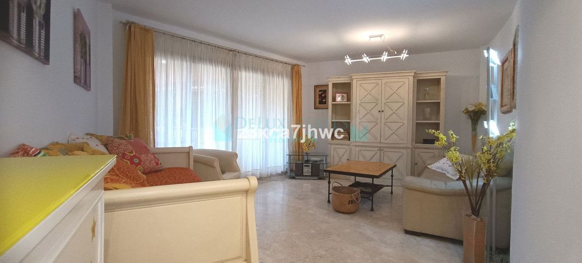 Apartamento Planta Baja en venta en Estepona