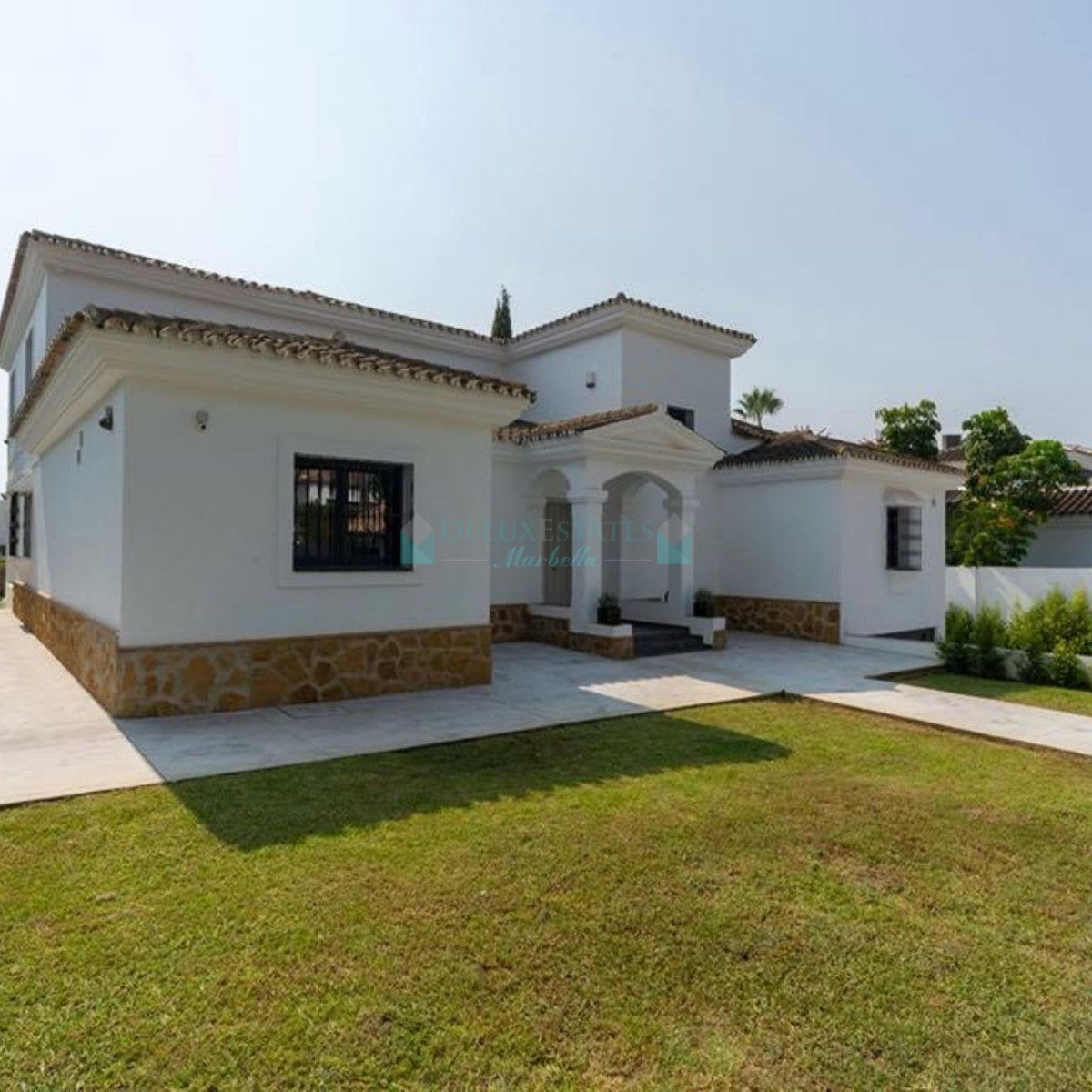 Villa for rent in Nueva Andalucia