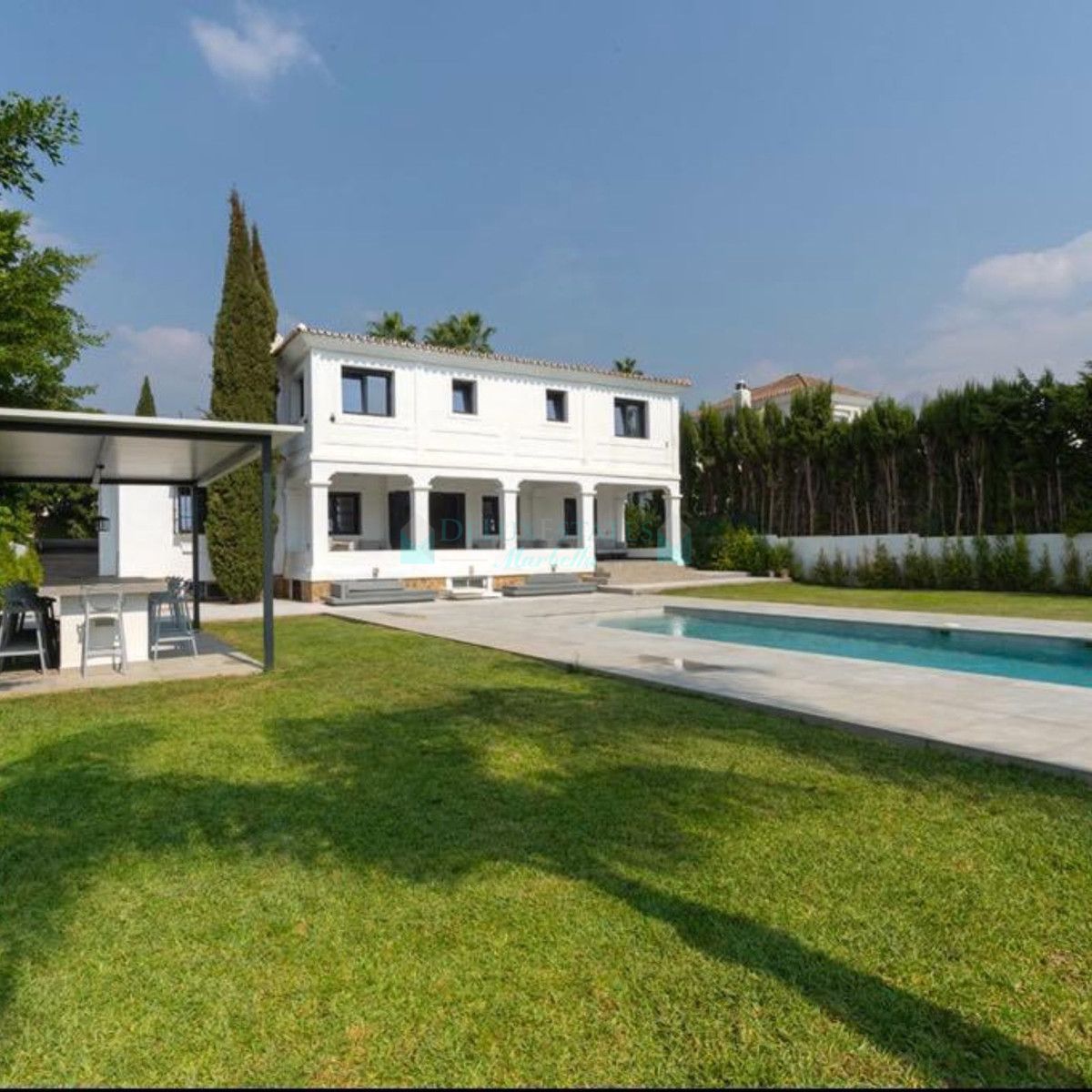 Villa for rent in Nueva Andalucia