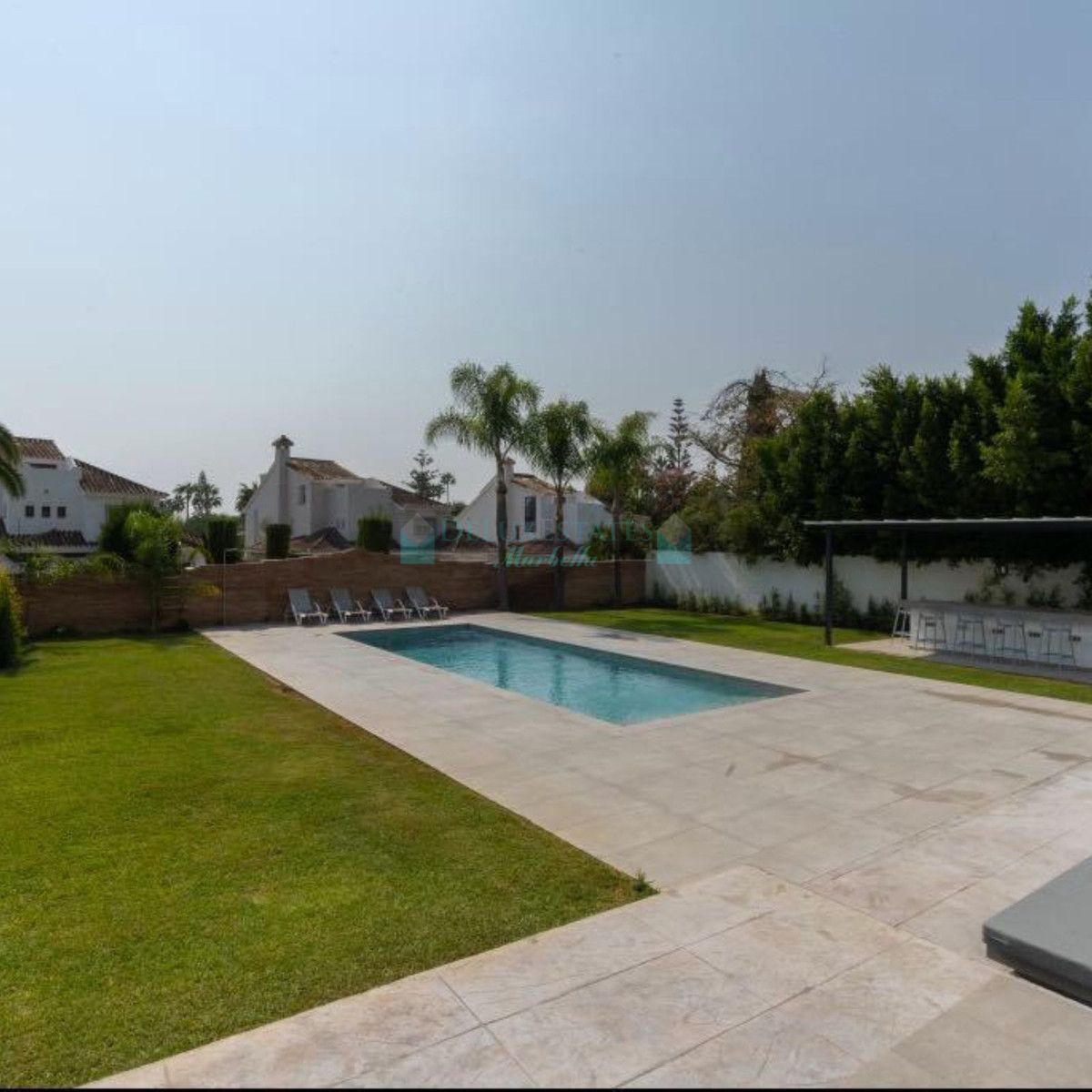 Villa en alquiler en Nueva Andalucia