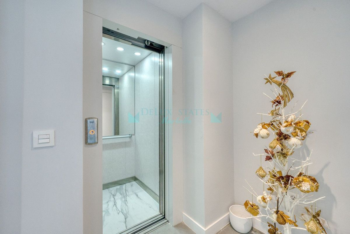 Villa for sale in Istan