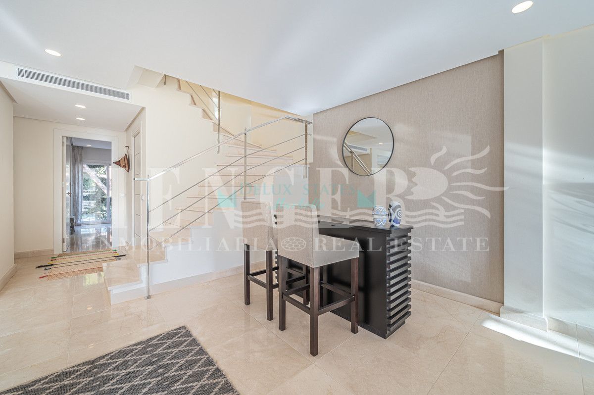 Penthouse for rent in Marbella Golden Mile