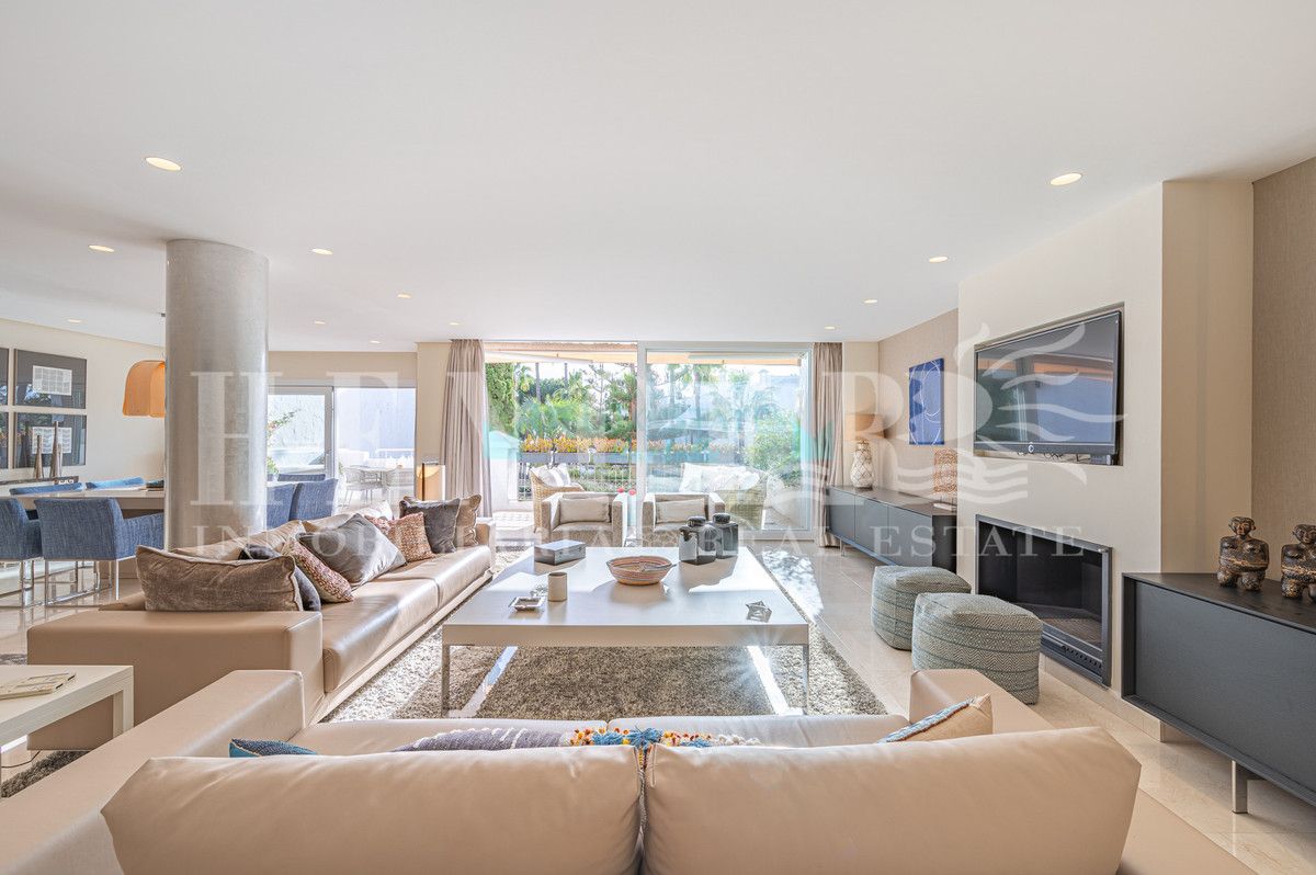 Penthouse for rent in Marbella Golden Mile