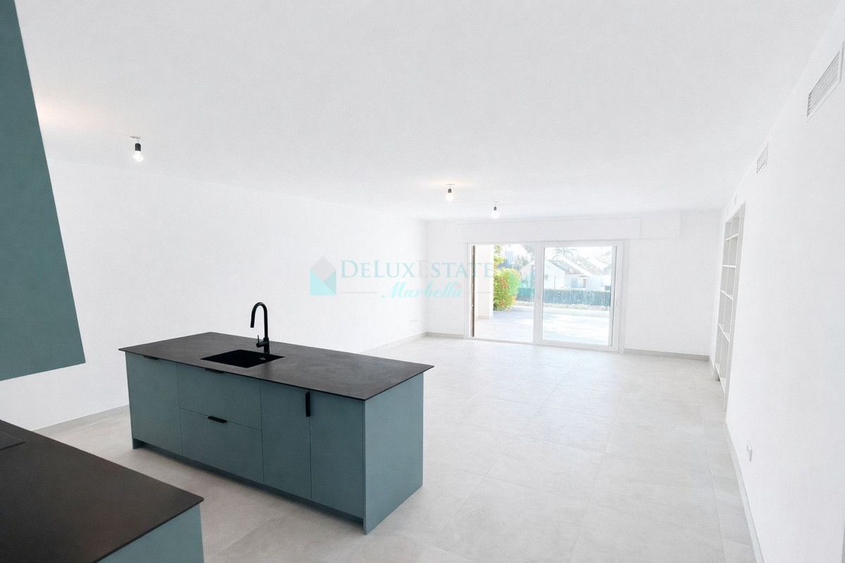 Ground Floor Apartment for sale in Nueva Andalucia