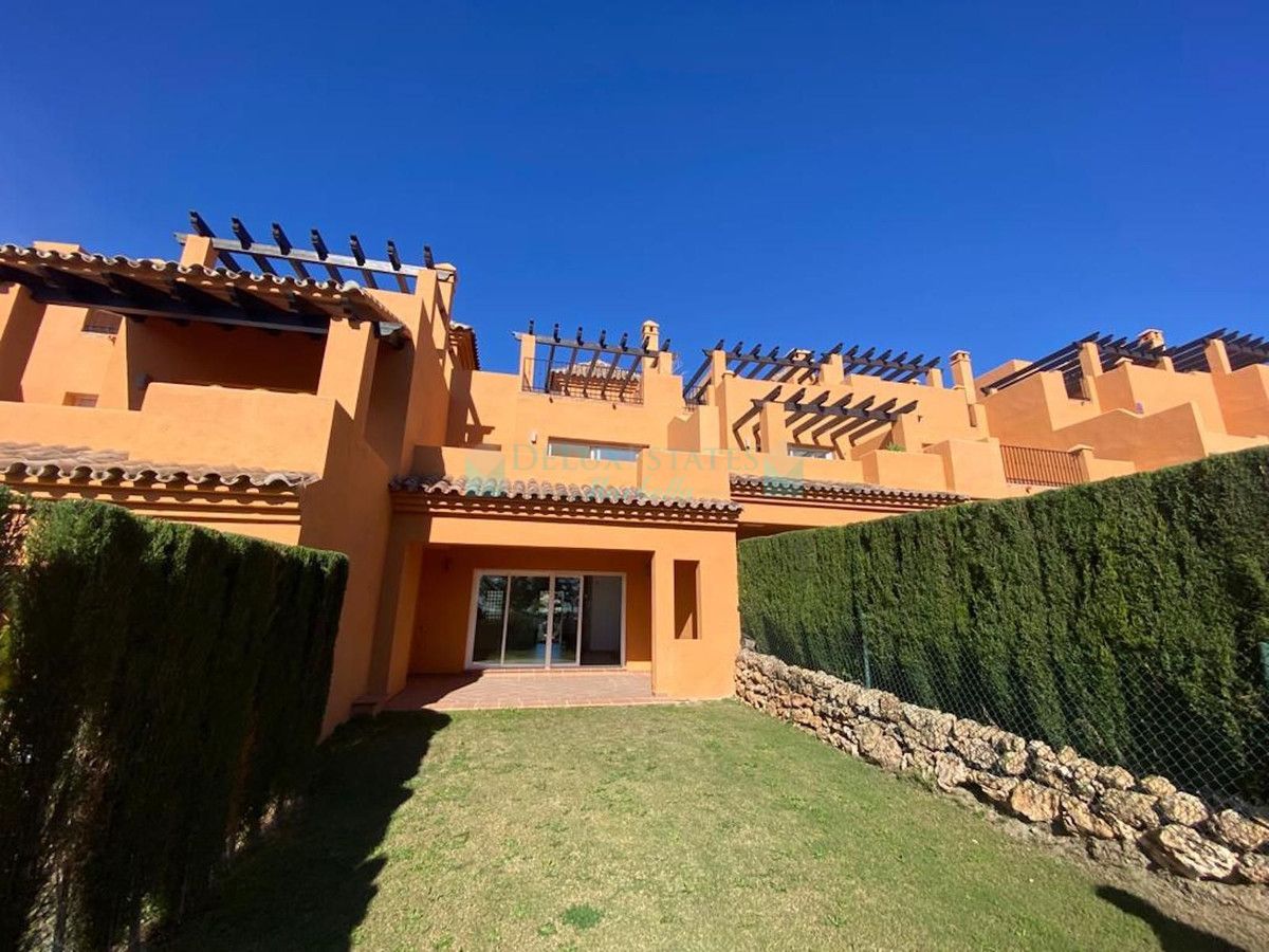 Adosado en venta en Benahavis