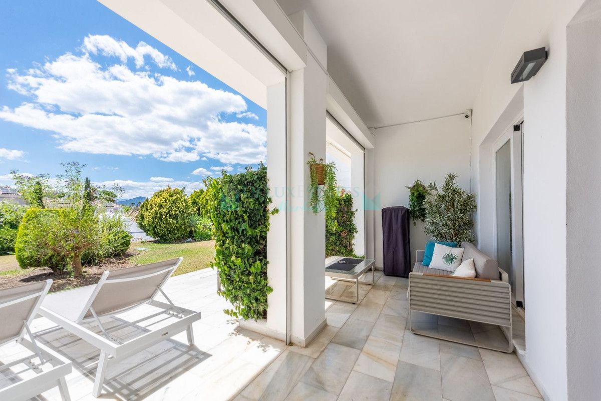 Town House for sale in Aloha, Nueva Andalucia