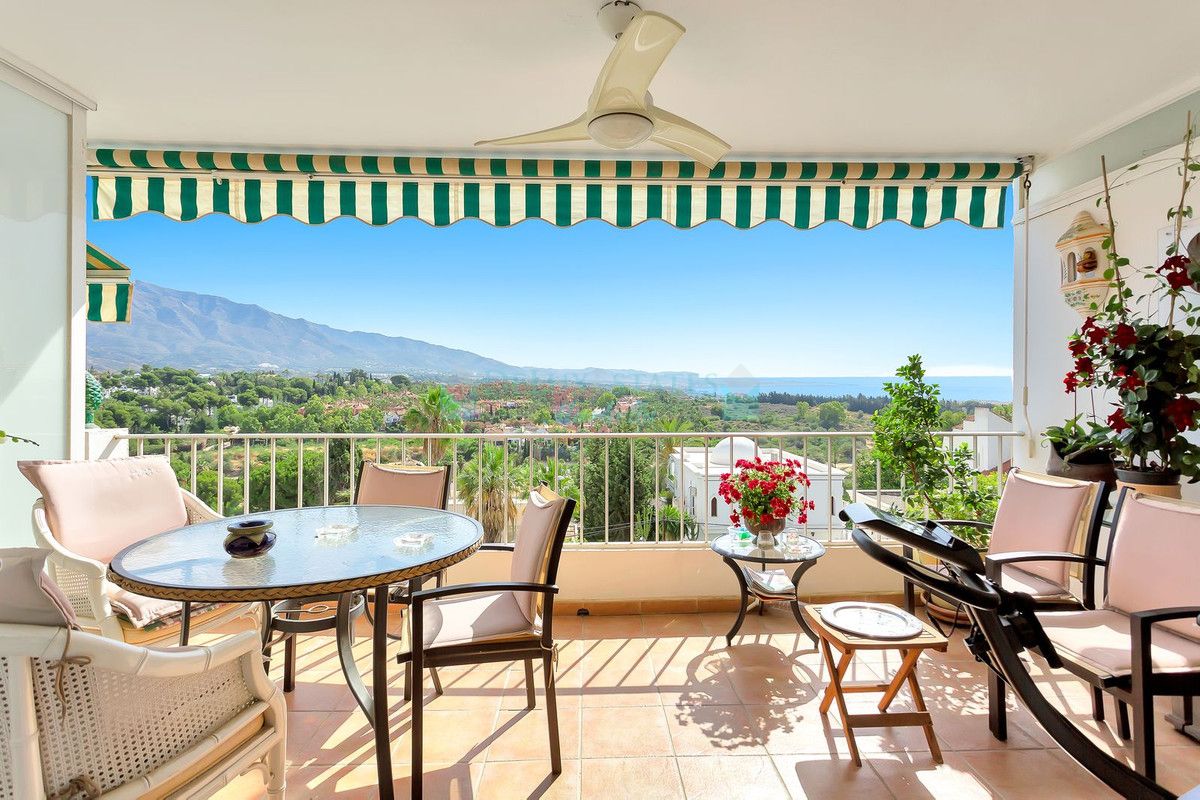 Apartment for sale in Nueva Andalucia