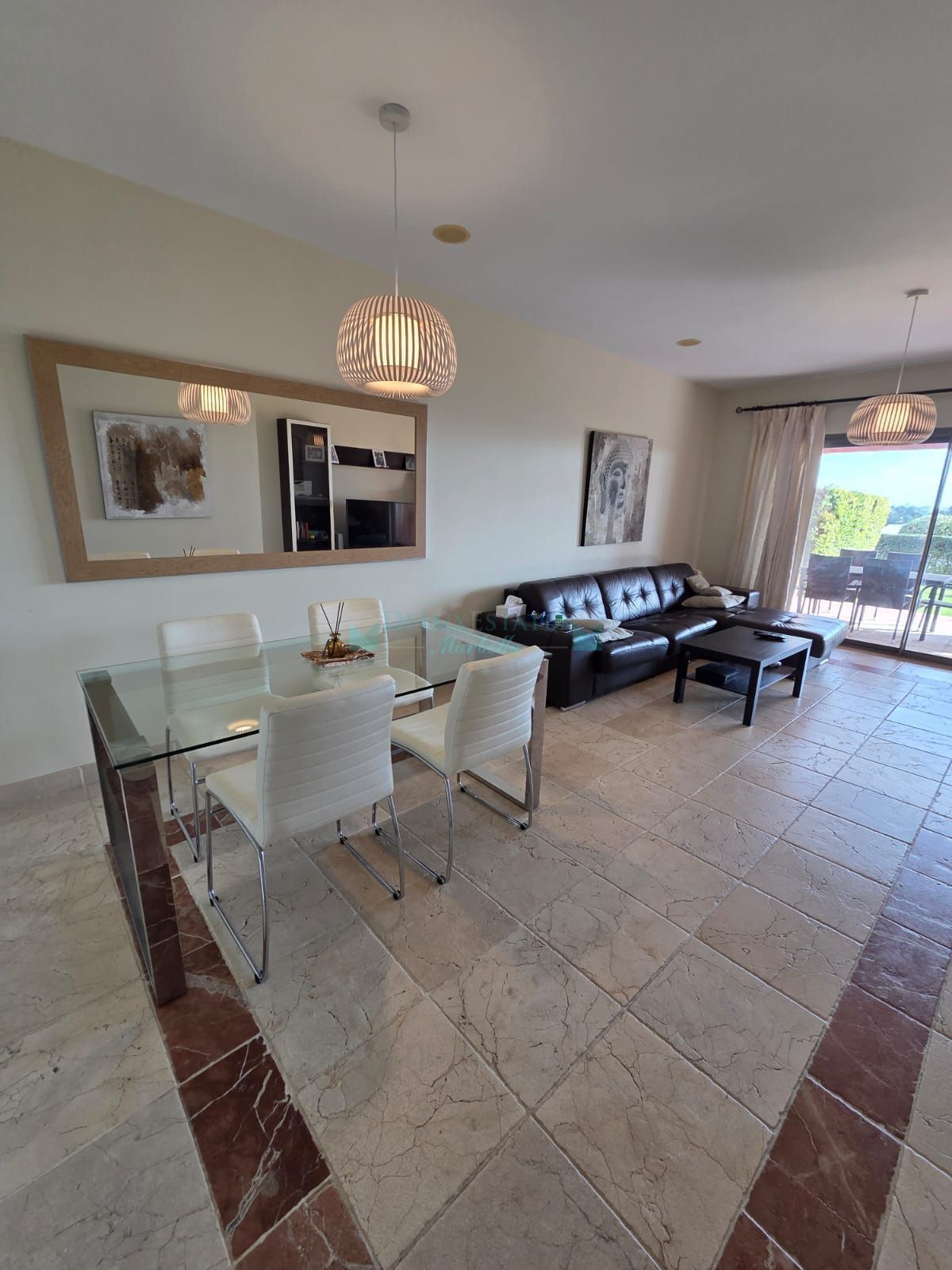 Apartamento Planta Baja en venta en Estepona