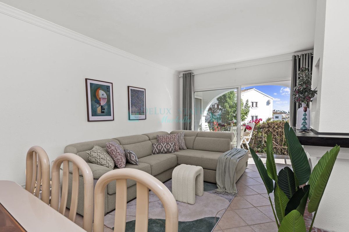 Penthouse for sale in El Paraiso, Estepona