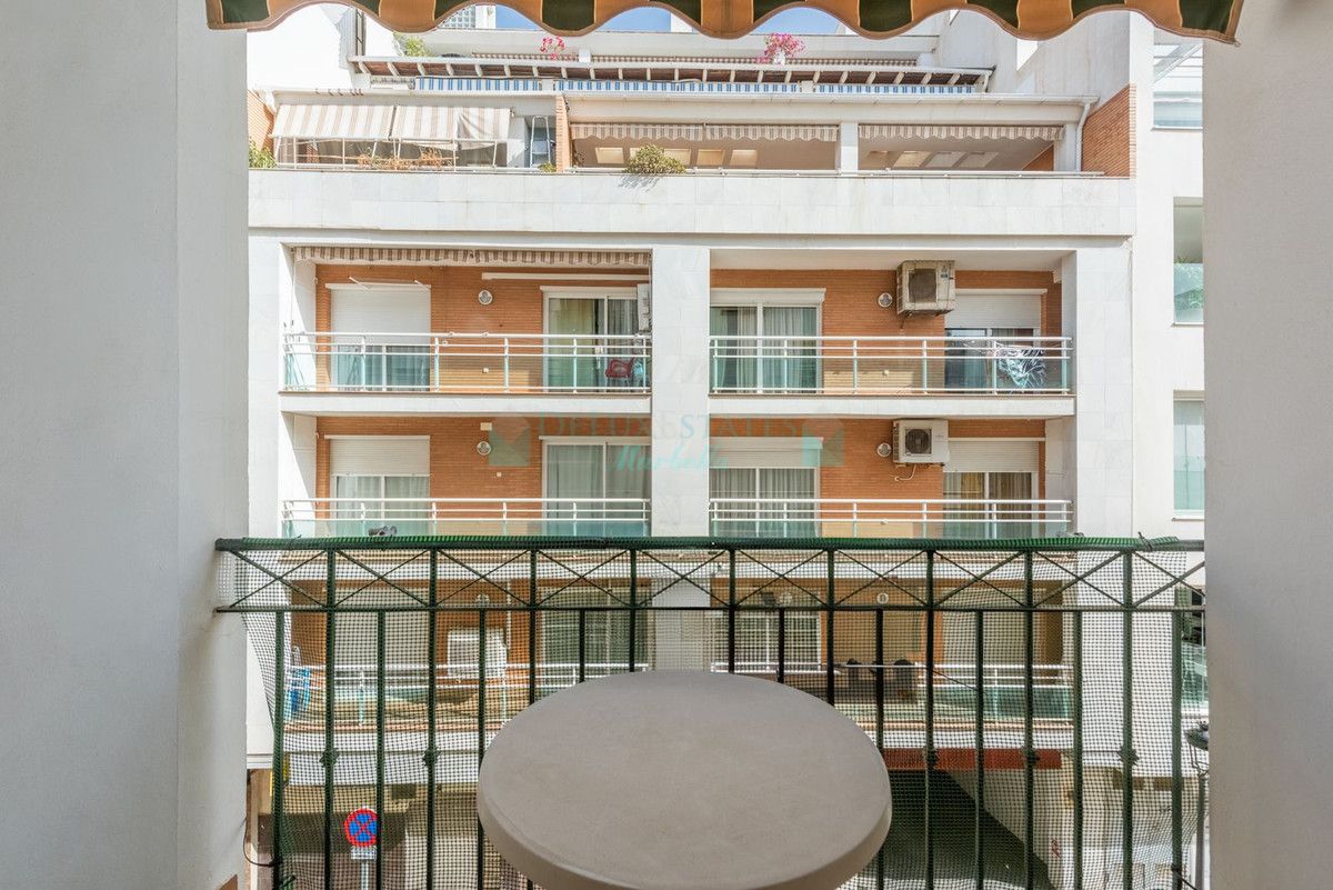 Apartamento en venta en Estepona