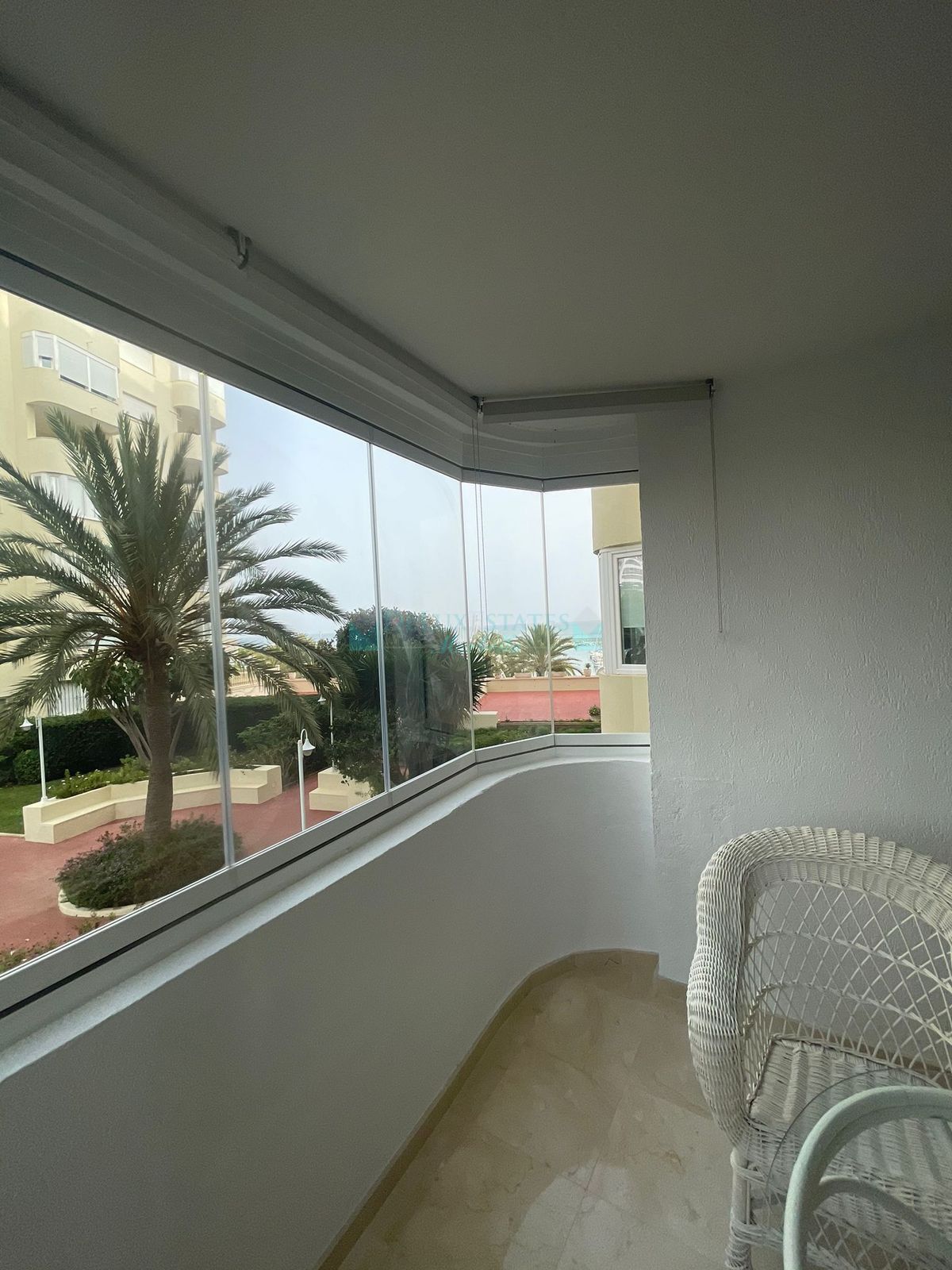 Apartamento en venta en Estepona