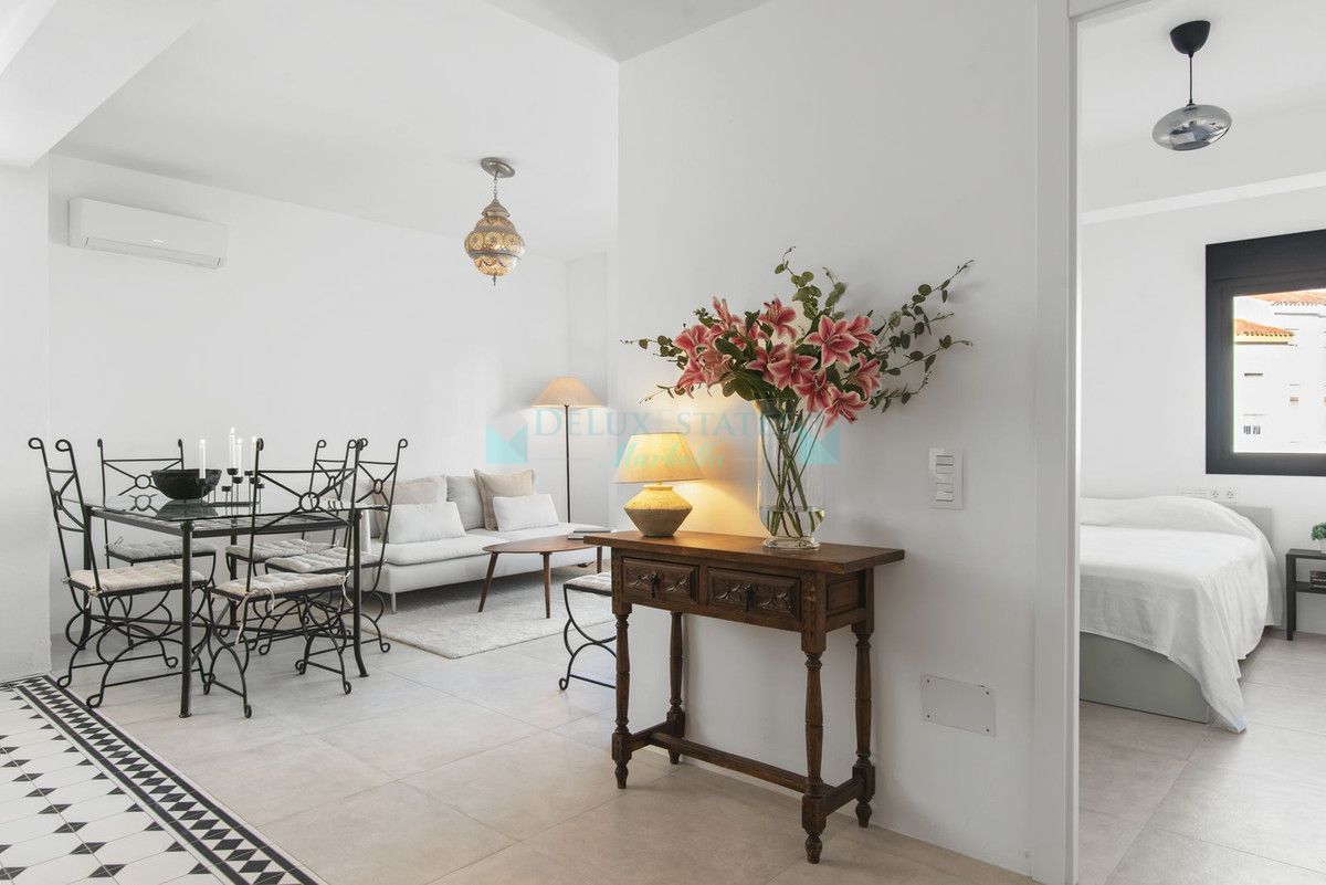 Apartamento en venta en Estepona