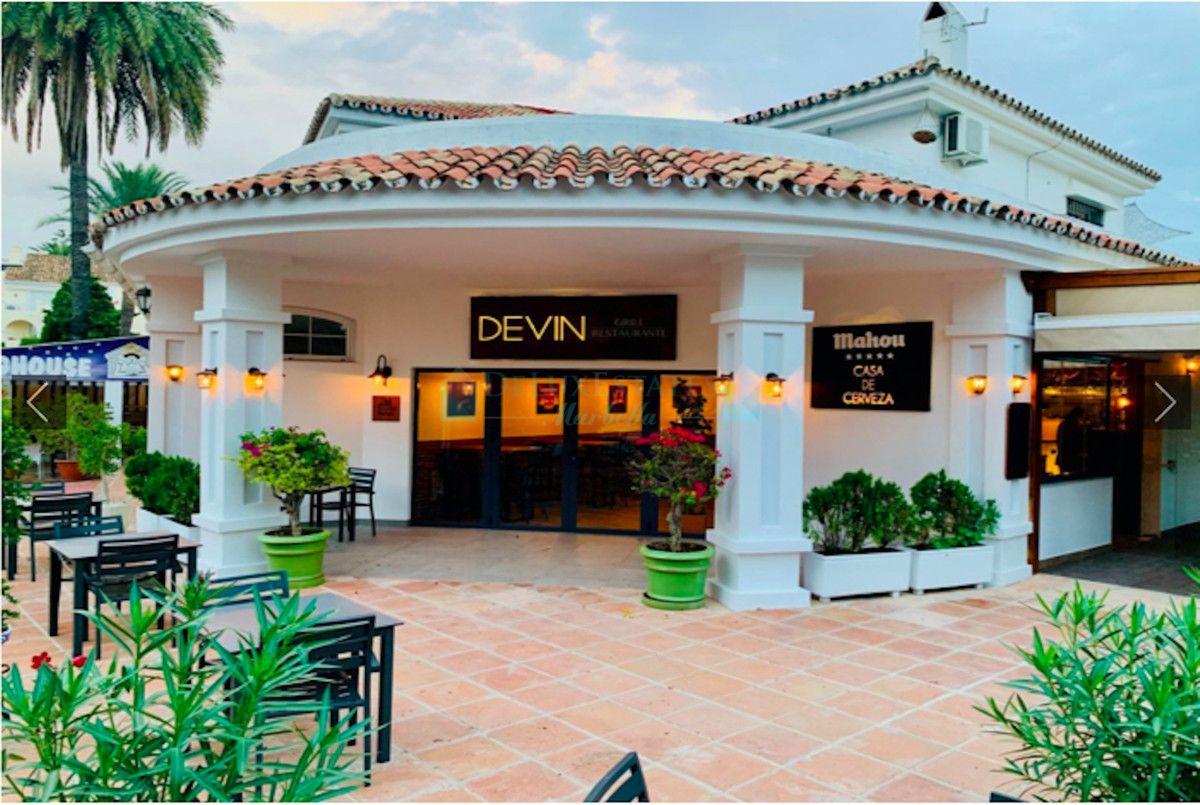 Restaurante en venta en El Paraiso, Estepona