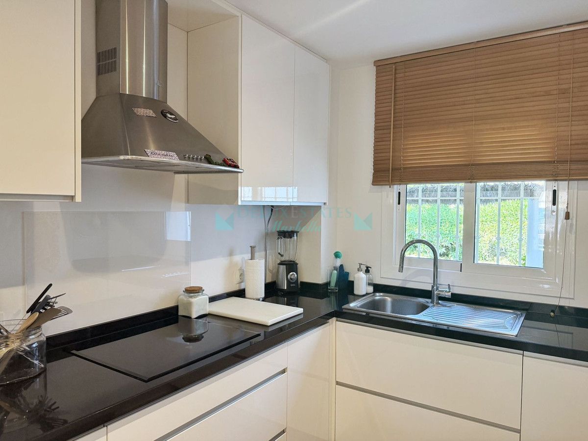 Apartamento en alquiler en La Quinta, Benahavis