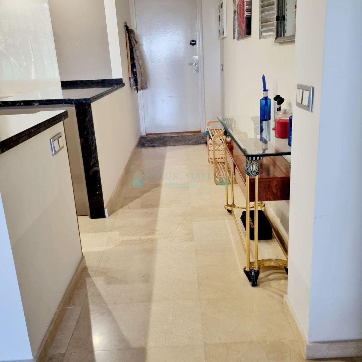 Apartment for rent in Atalaya, Estepona