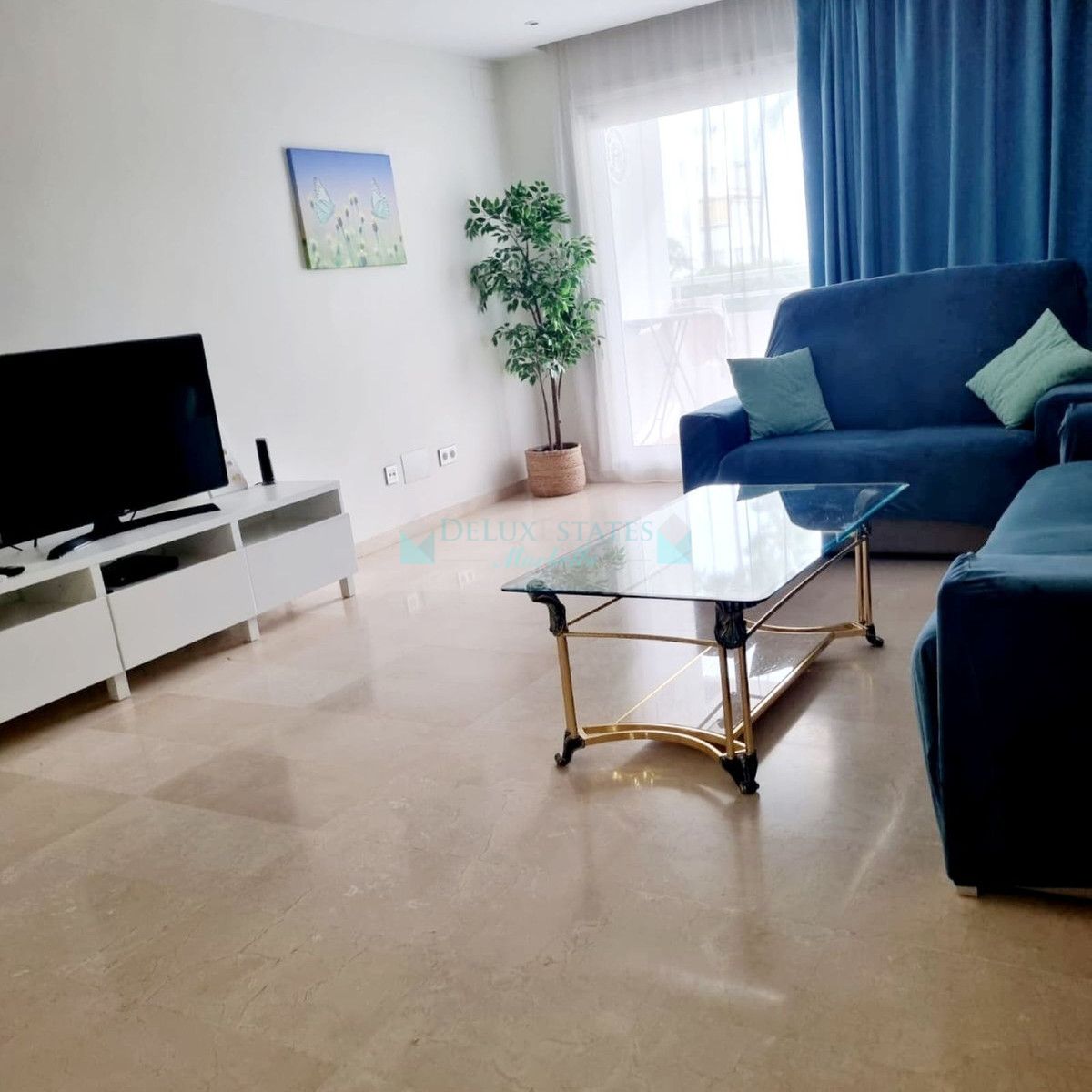 Apartment for rent in Atalaya, Estepona