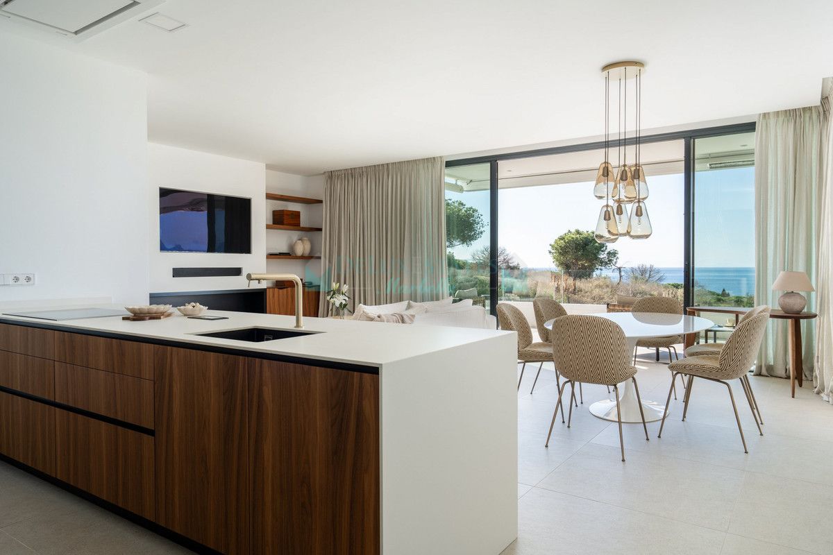 Apartamento en venta en Artola, Marbella Este