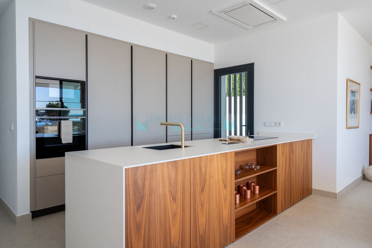 Apartamento en venta en Artola, Marbella Este