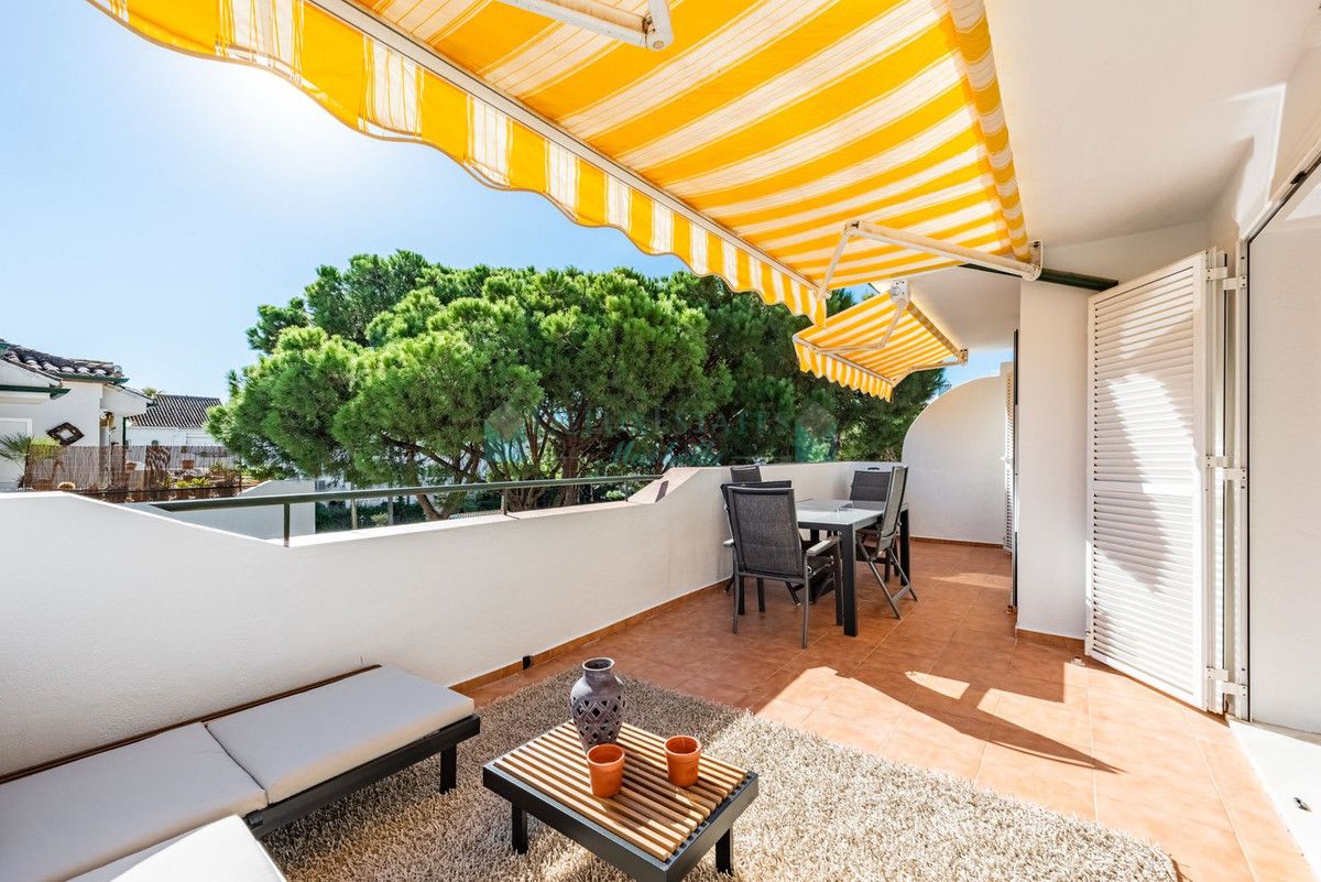 Penthouse for sale in El Presidente, Estepona