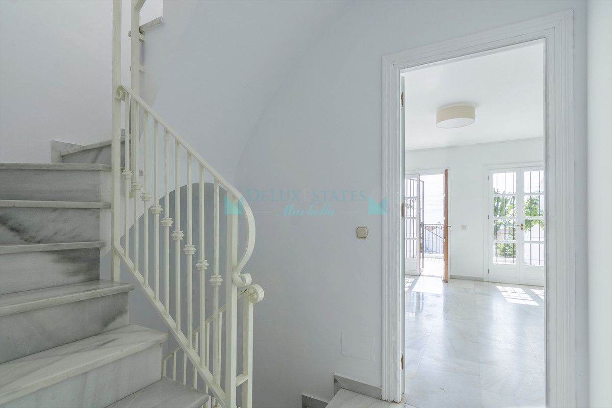 Adosado en alquiler en Nagüeles, Marbella Golden Mile