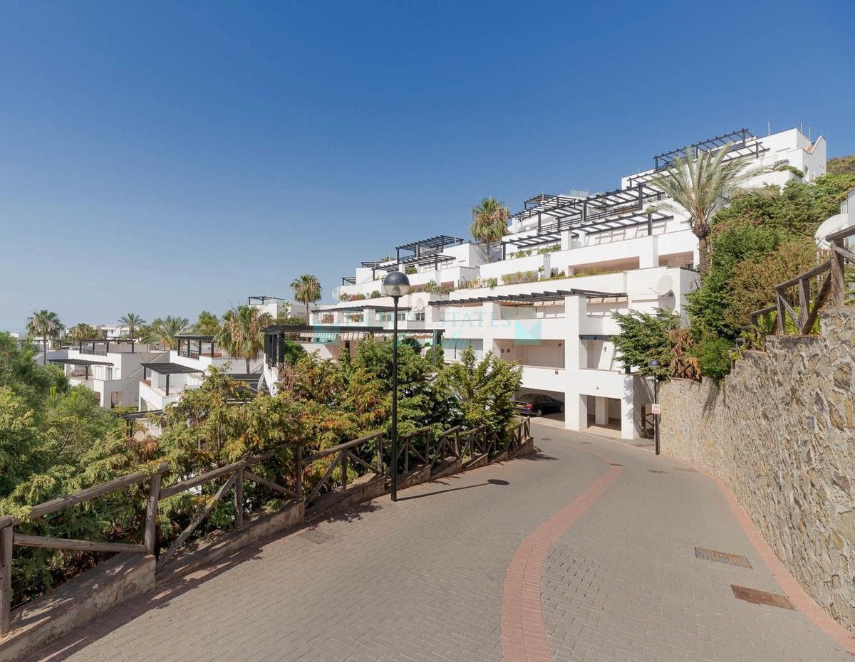 Villa Pareada en venta en Santa Clara, Marbella Este