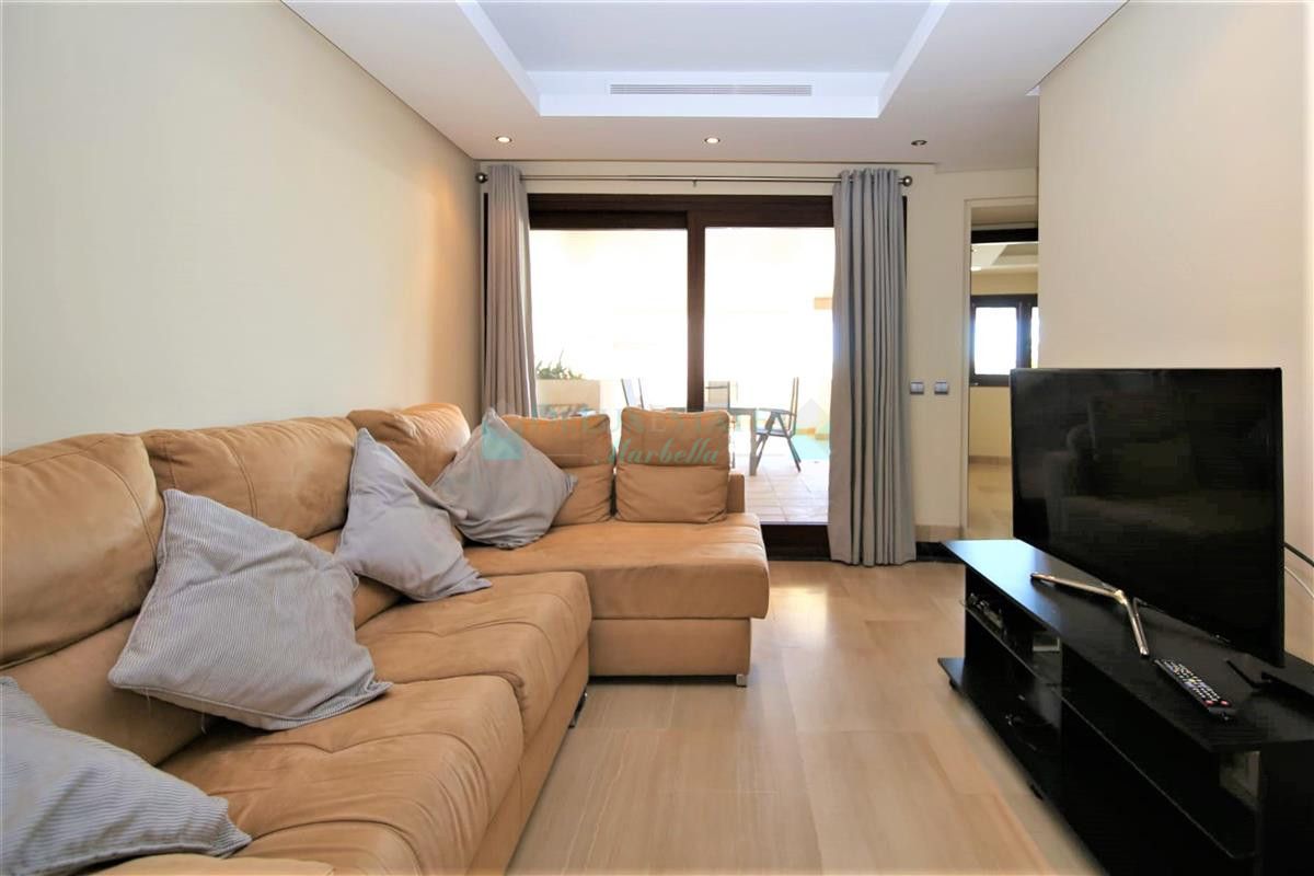 Ground Floor Apartment for sale in Estepona