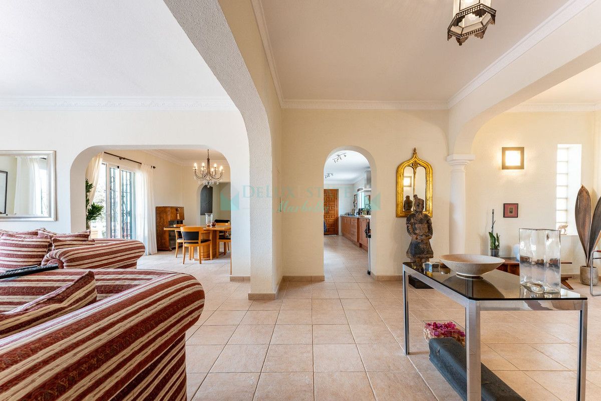 Villa for sale in Elviria, Marbella East