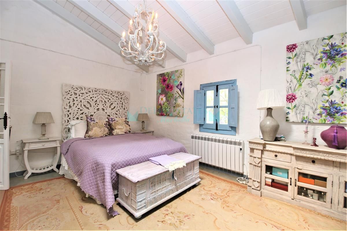 Finca en alquiler en Estepona