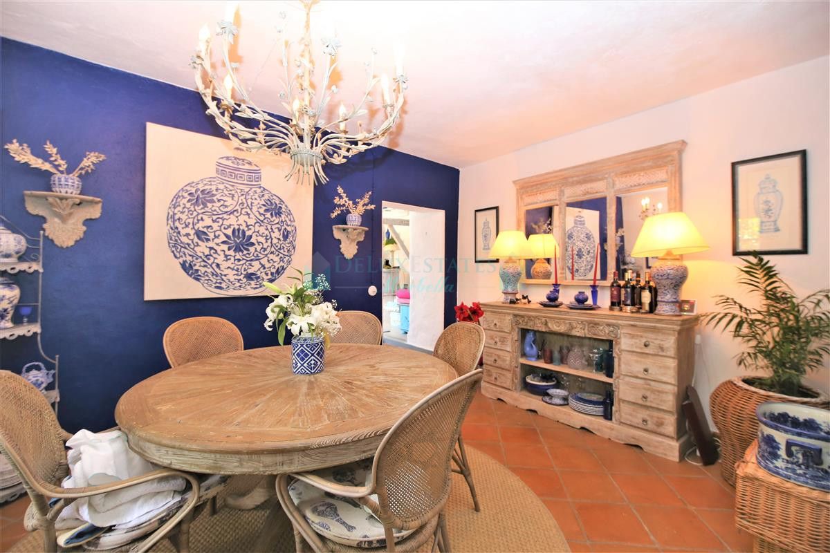 Finca en alquiler en Estepona