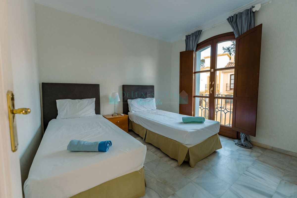 Adosado en alquiler en Guadalmina Alta, San Pedro de Alcantara