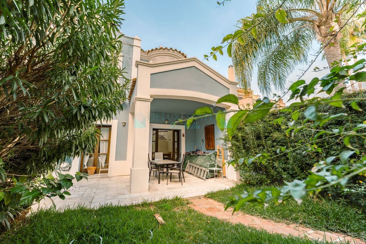 Adosado en alquiler en Guadalmina Alta, San Pedro de Alcantara