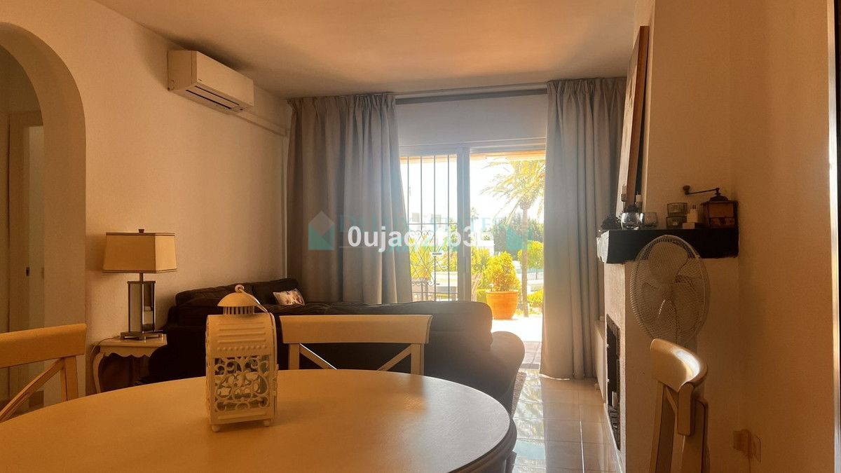 Ground Floor Apartment for sale in Nueva Andalucia