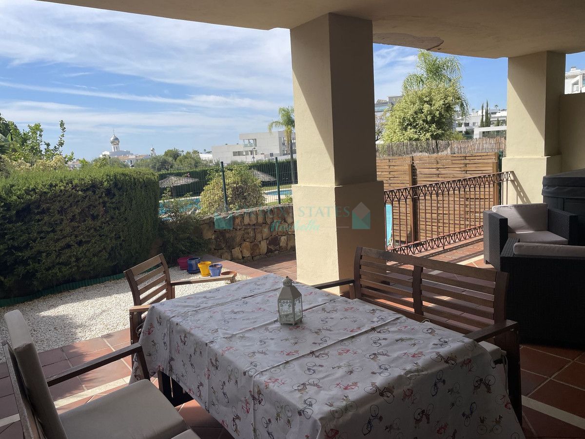 Ground Floor Apartment for sale in Selwo, Estepona