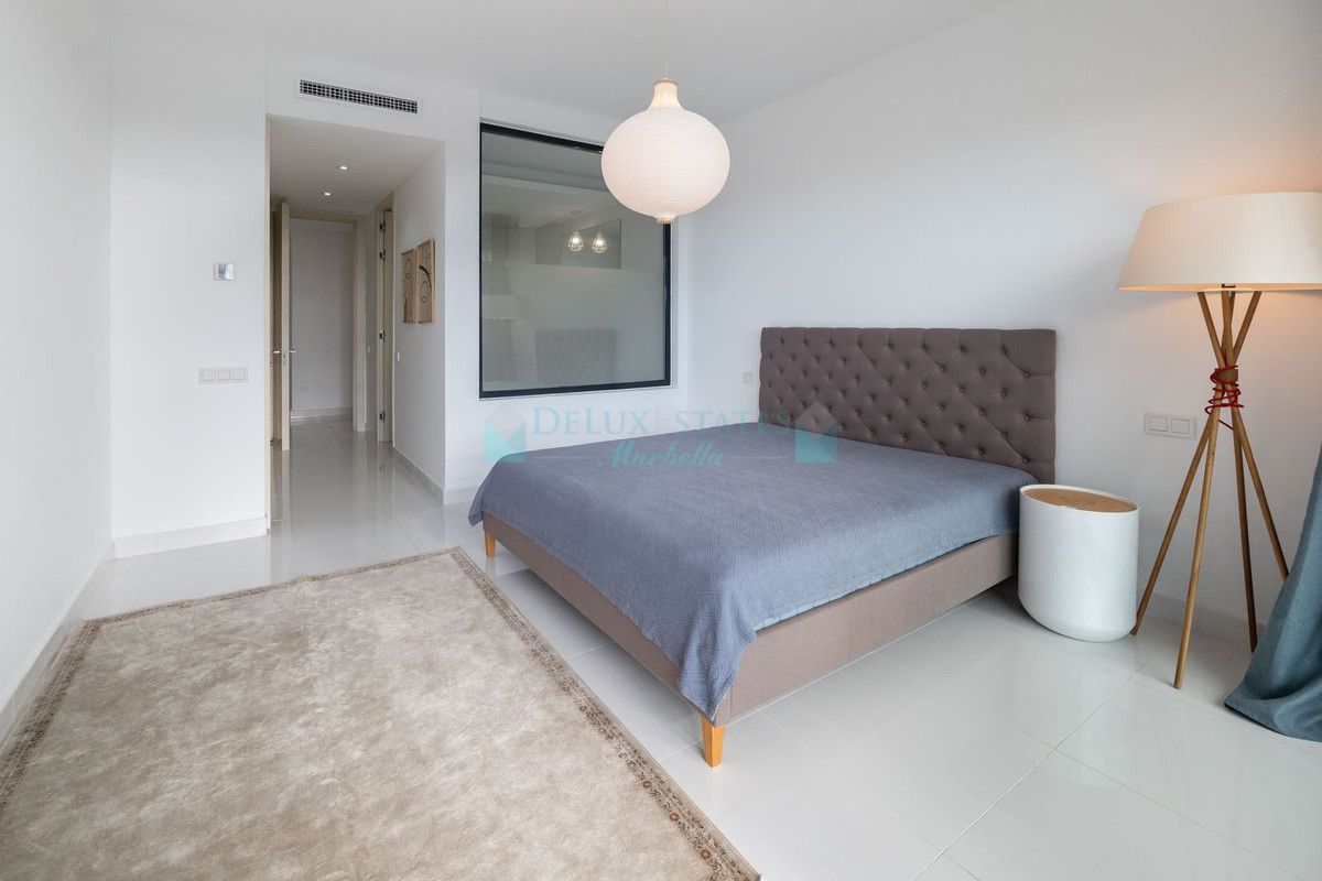 Apartment for rent in Benahavis