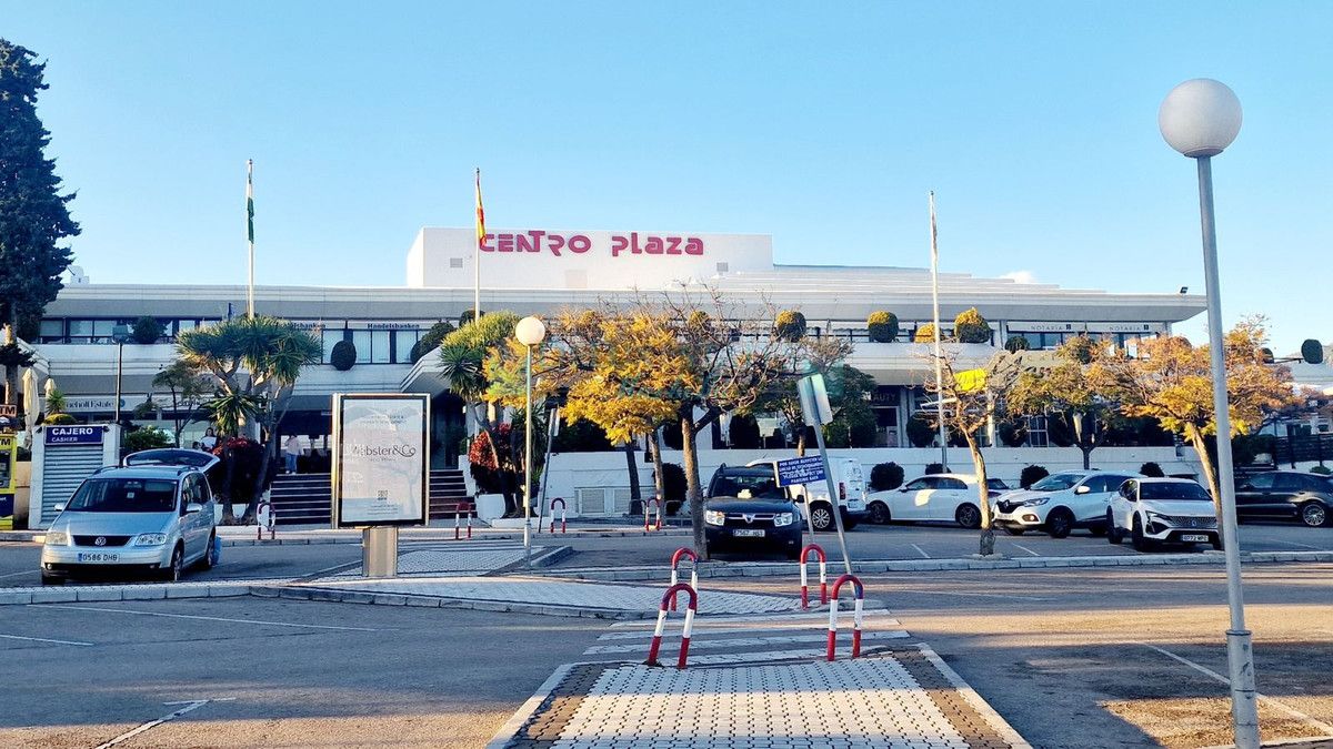 Restaurant for sale in Nueva Andalucia