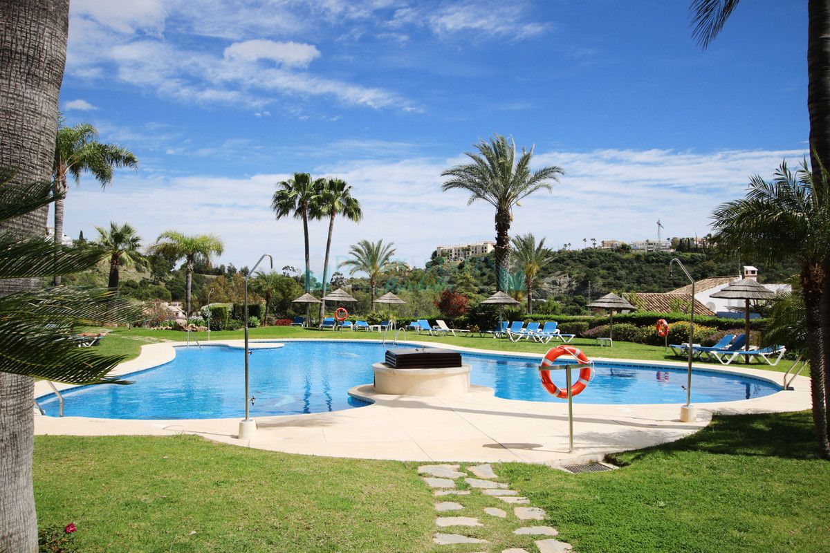 Apartment for sale in Los Arqueros, Benahavis