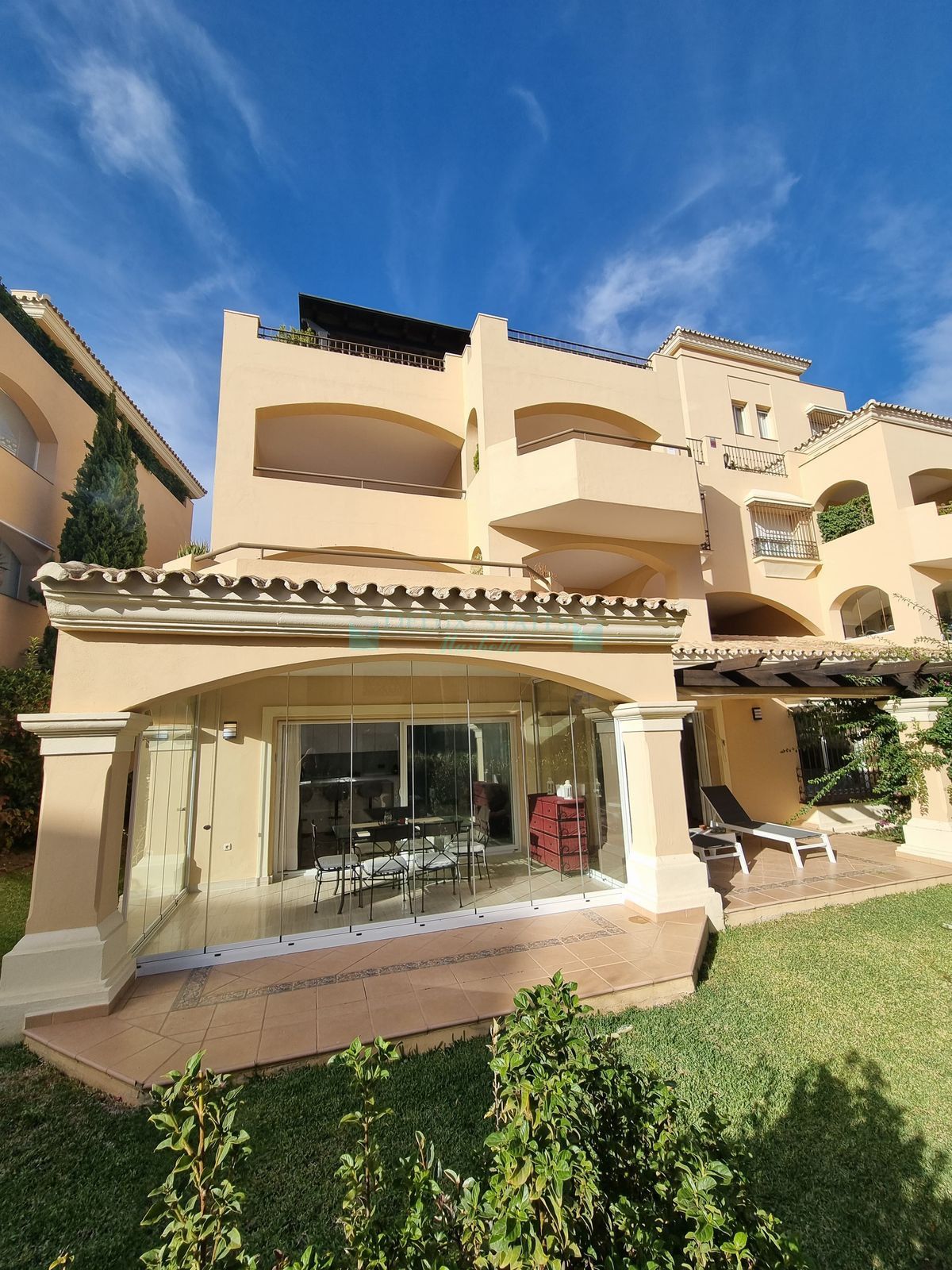 Apartamento Planta Baja en venta en Elviria, Marbella Este