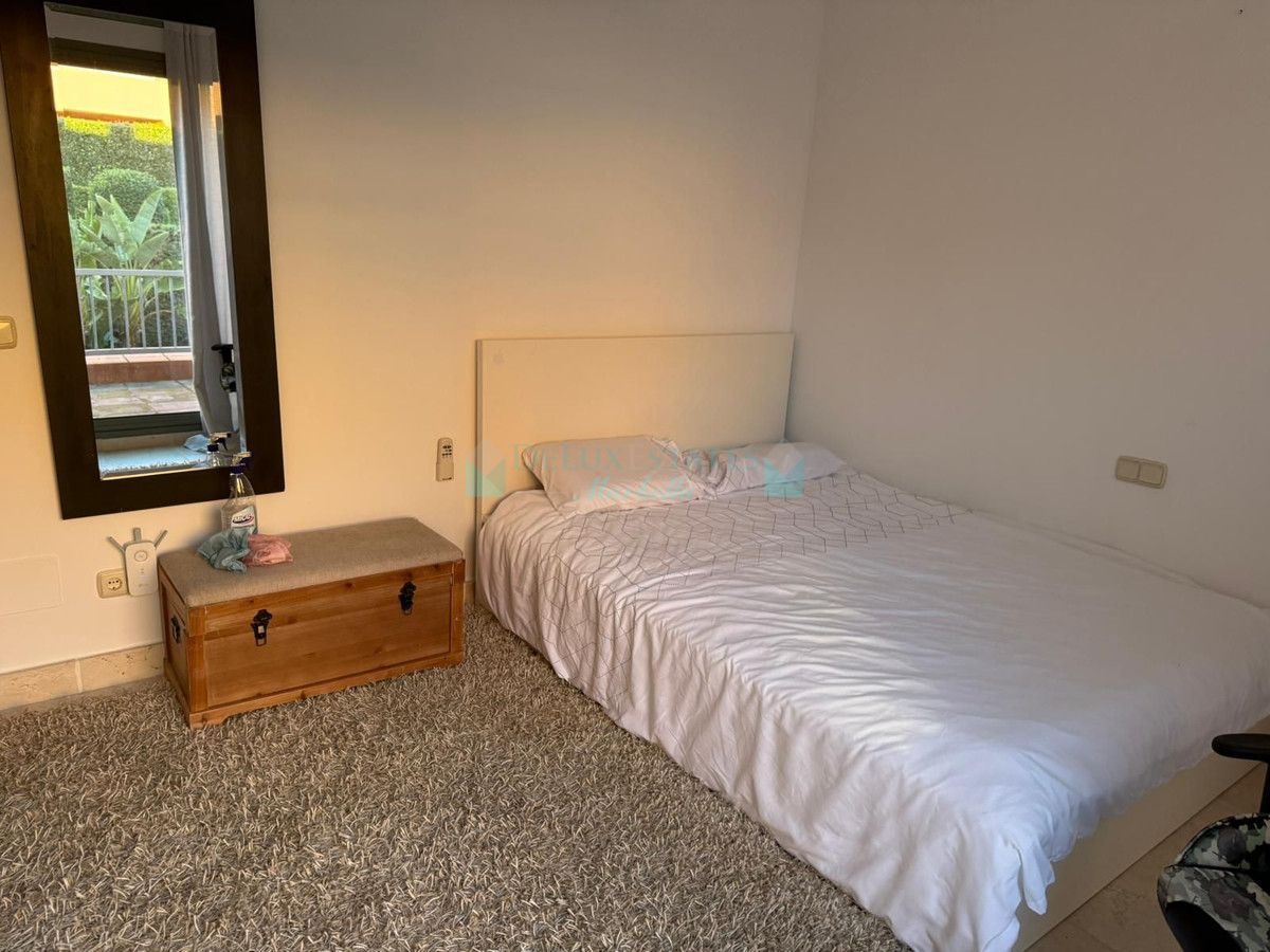 Ático en alquiler en Atalaya, Estepona