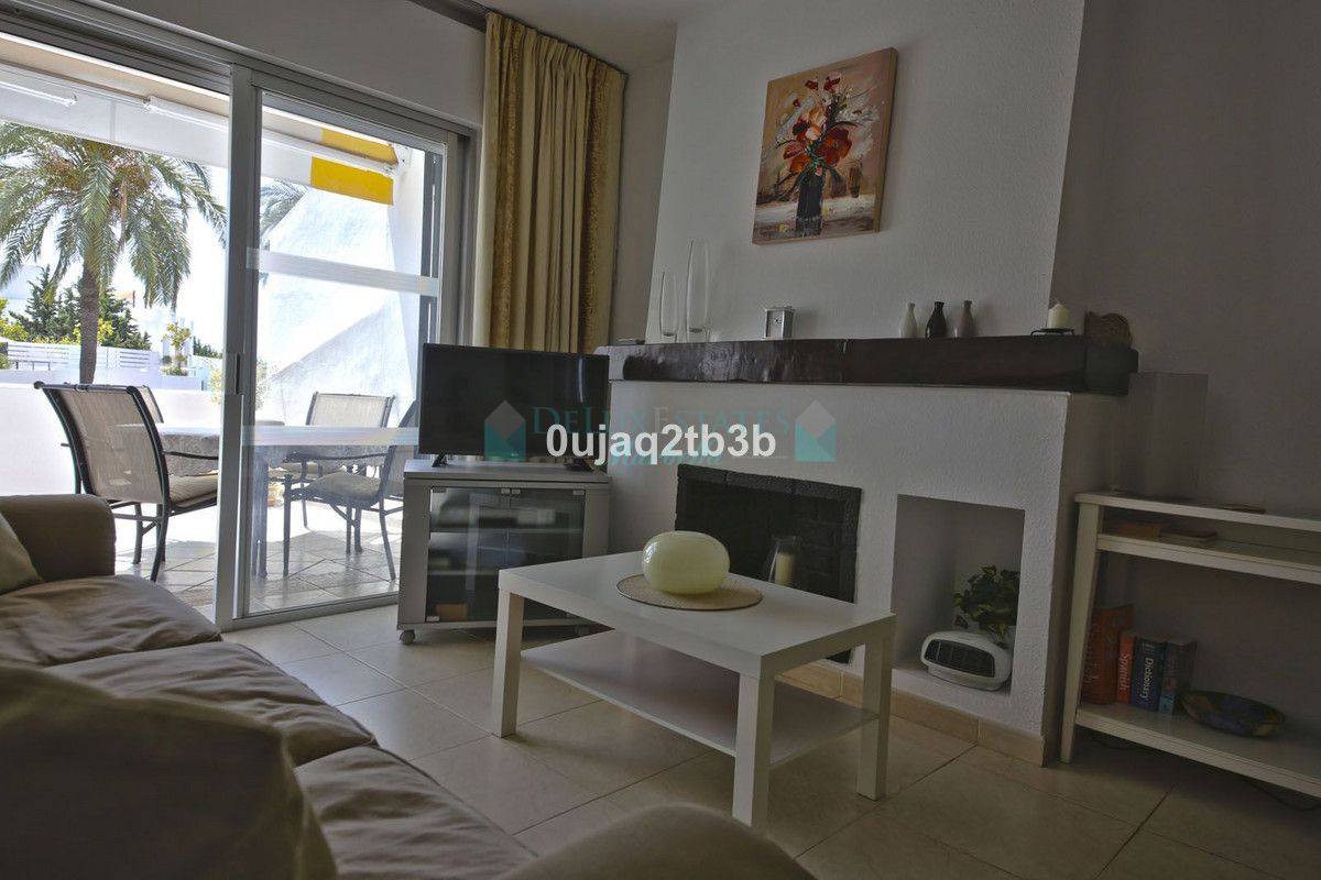 Penthouse for sale in Nueva Andalucia