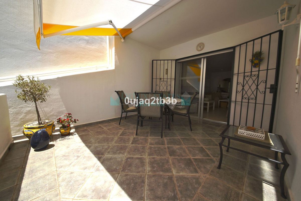 Penthouse for sale in Nueva Andalucia