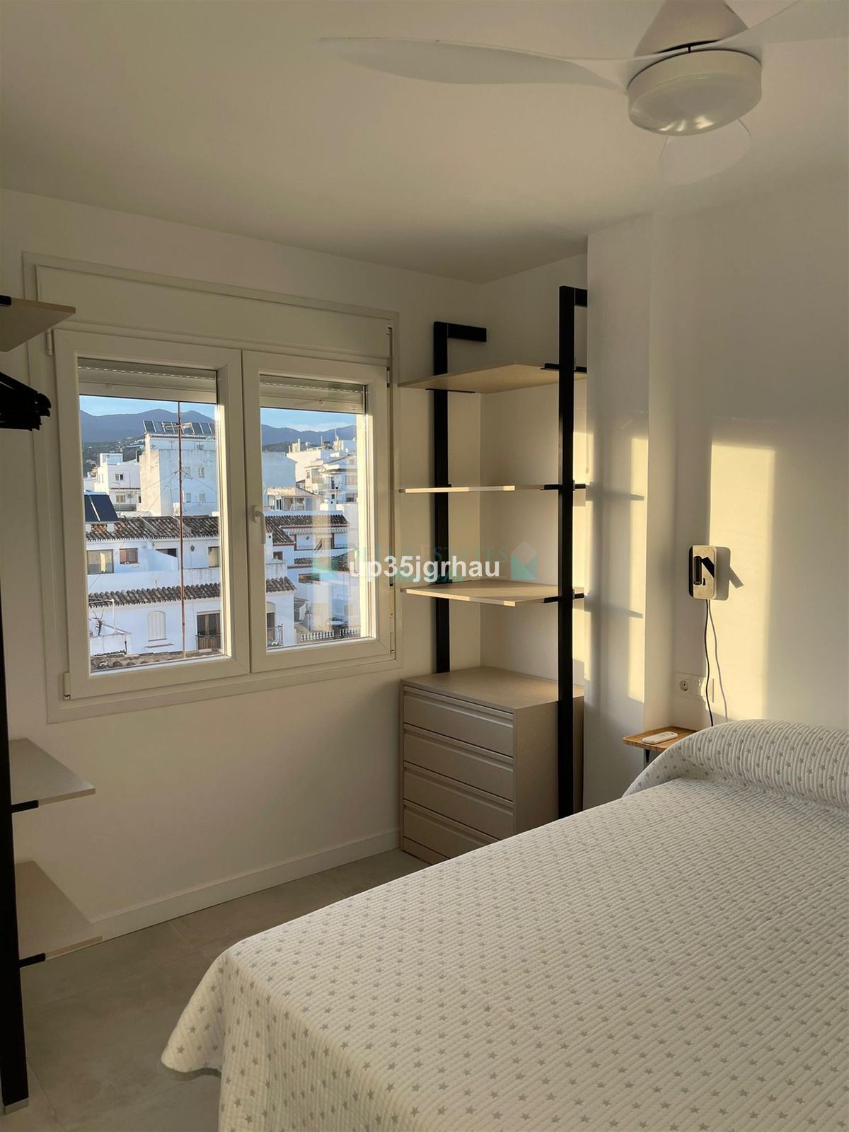 Apartamento en venta en Estepona