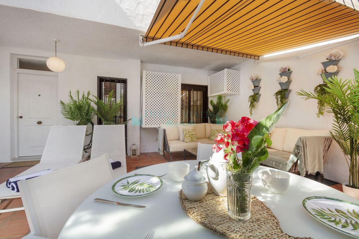 Ground Floor Apartment for sale in Nueva Andalucia